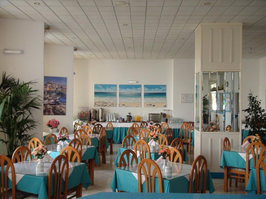 Oceanis Hotel Karpathos Exterior foto